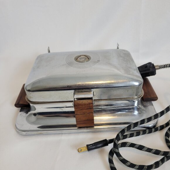 VTG MCM HEATMASTER Waffle Sandwich Maker Tested Made in USA Tested Working Sears - Picture 1 of 8